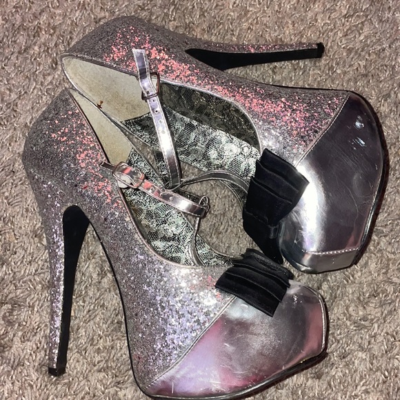 Wild DNA silver glitter platforms with bow - Picture 3 of 3